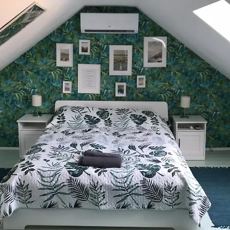 Golyashaz Apartment *